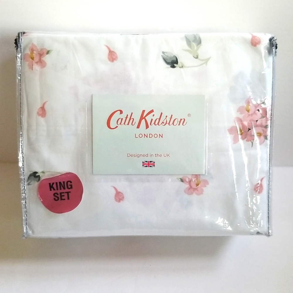 Cathy Kidston Pembroke Rose KING sheets set (fitted sheet missing) *like New